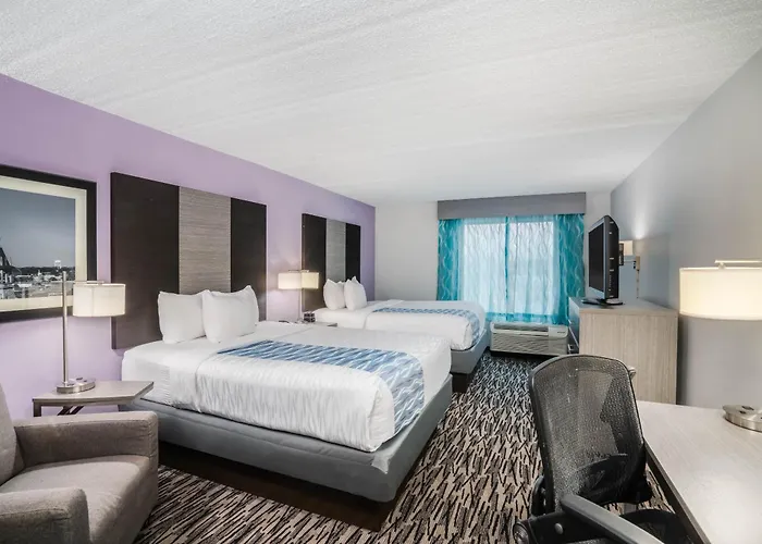 La Quinta By Wyndham Clarksville